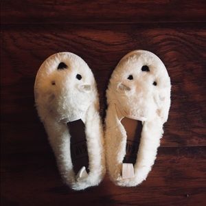 Gap furry bear shoes. EUC